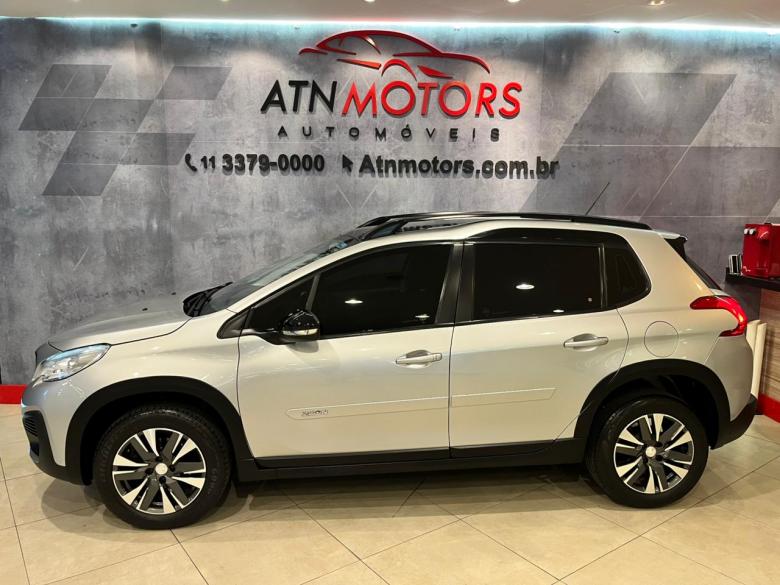 Peugeot - PEUGEOT 2008 GRIFFE AT 