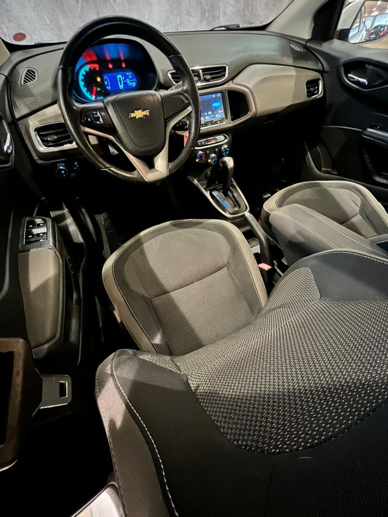 GM - Chevrolet - PRISMA LTZ 