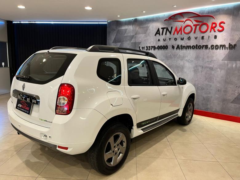 Renault - DUSTER Dynamique 2.0 Hi-Flex 16V Mec.  Gasolina