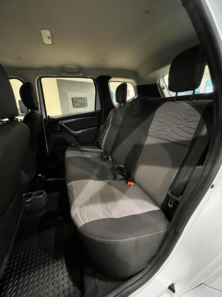 Renault - DUSTER Dynamique 2.0 Hi-Flex 16V Mec.  Gasolina