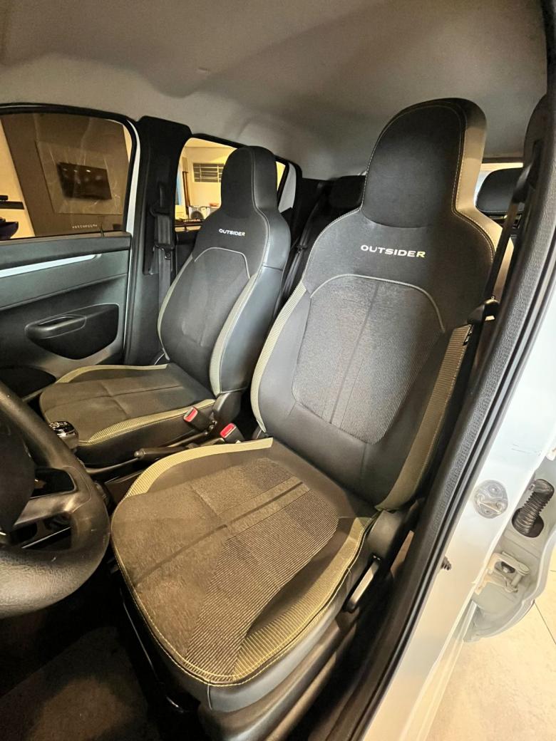 Renault - RENAULT KWID OUTSIDER 1.0 