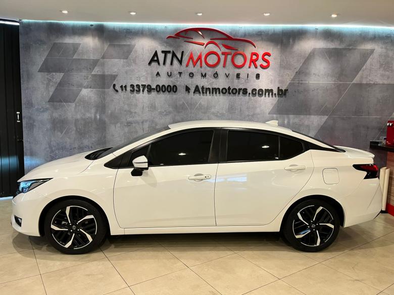 Nissan - VERSA EXCL CVT 