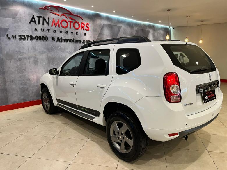 Renault - DUSTER TECHROADE 2.0 16V Aut.  Gasolina