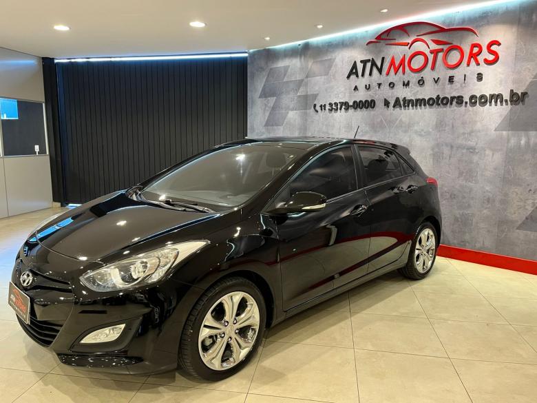 Hyundai - i30 1.6 automatico
