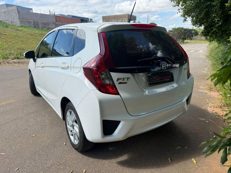 Honda - FIT 1.5 LX AUT