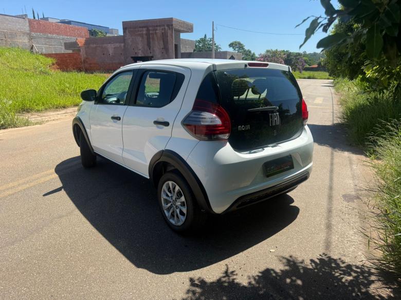 Fiat - MOBI LIKE 1.0 COMPLETO 