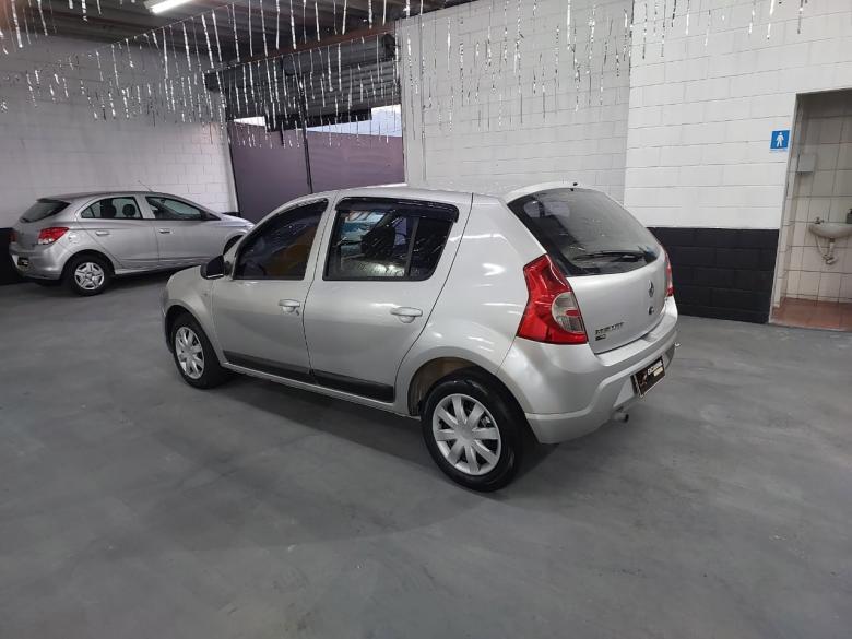 SANDERO EXP. 1.6