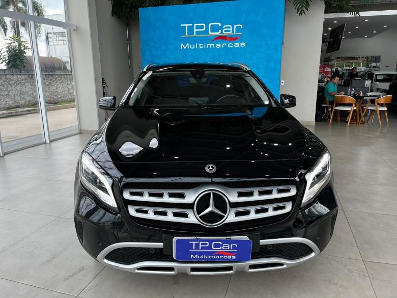 Mercedes-Benz - GLA 200 FF