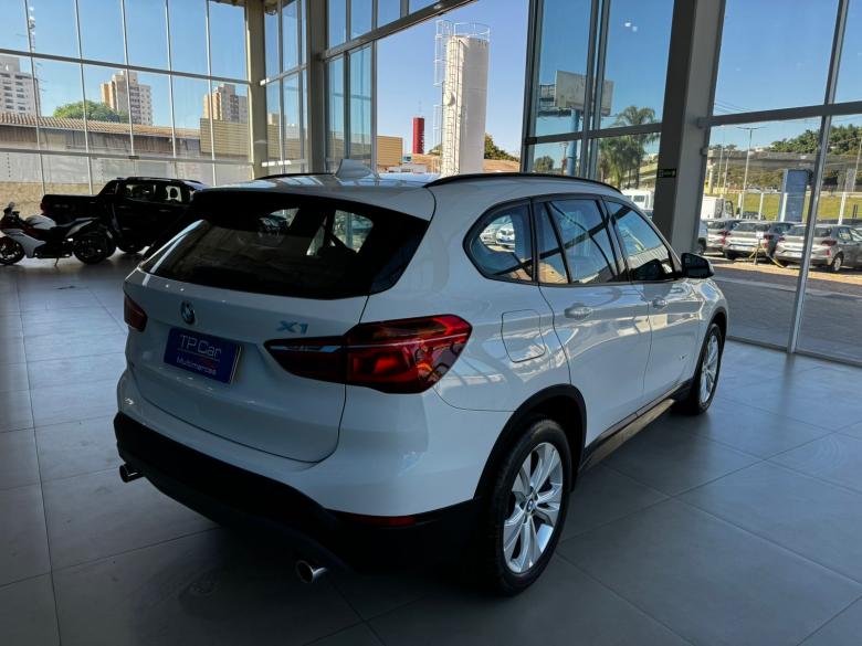 BMW - X1 S20I ACTIVE 