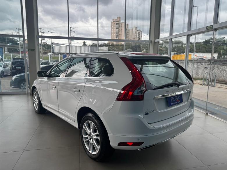 Volvo - XC60 2.0 T5 DYNA