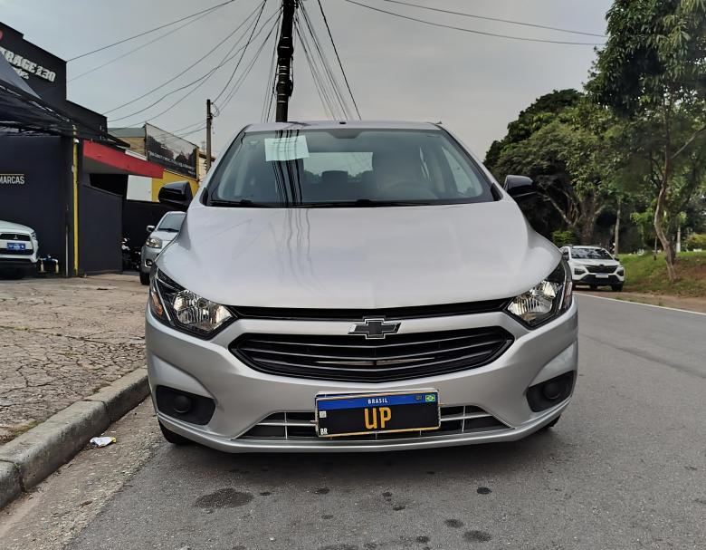 GM - Chevrolet - ONIX HATCH 1.0 12V Flex 5p Mec.  Gasolina