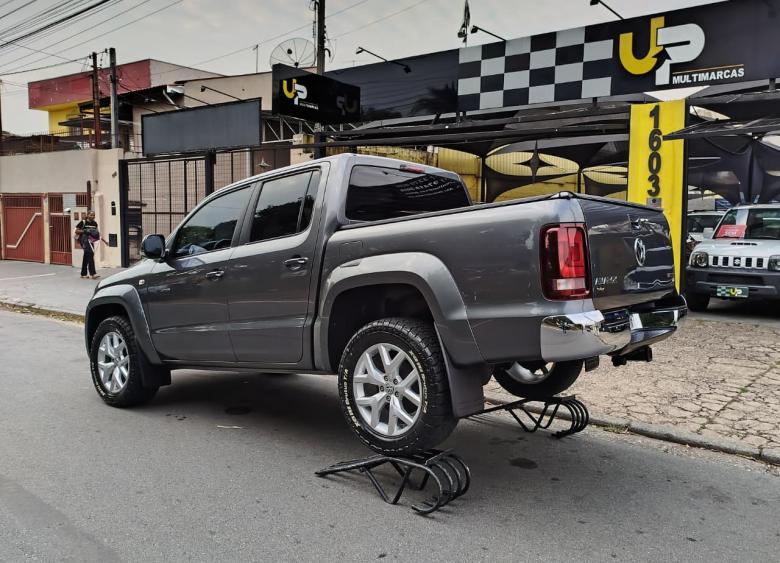 VW - VOLKSWAGEN - AMAROK High.CD 2.0 16V TDI 4x4 Dies. Aut
