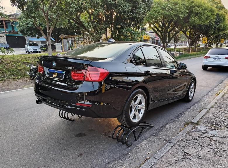 BMW - BMW 320iA 2.0 Turbo/ActiveFlex 16V/GP 4p 2013