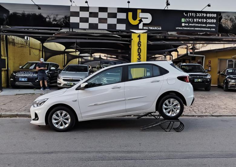 GM - Chevrolet - ONIX HATCH 1.0 12V Flex 5p Mec 