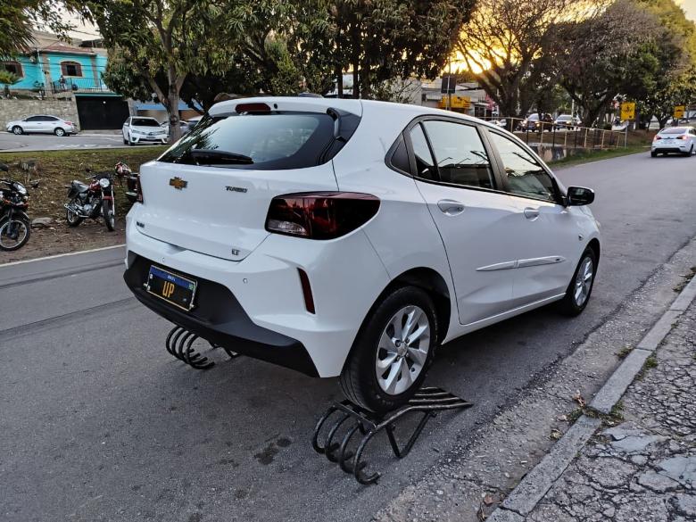 GM - Chevrolet - ONIX HATCH 1.0 12V Flex 5p Mec 