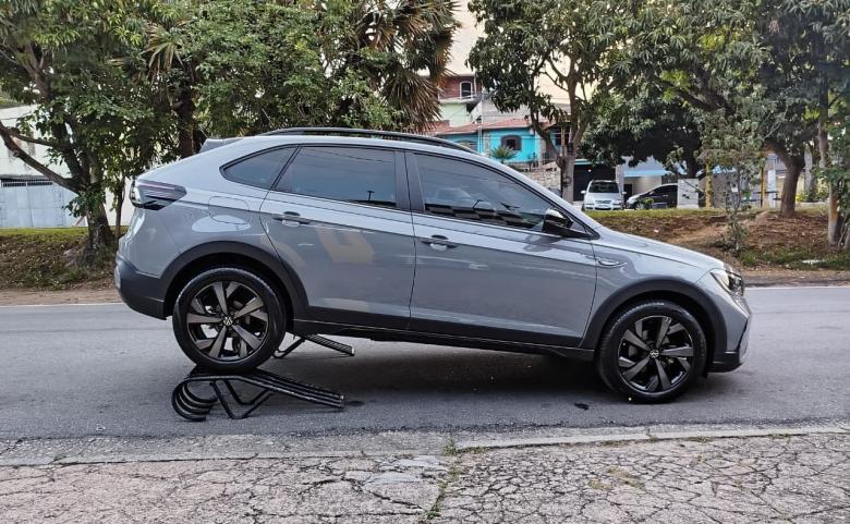 VW - VolksWagen - VW-VolksWagen/Nivus Highline 1.0 200 TSI Flex Aut. 2023/23