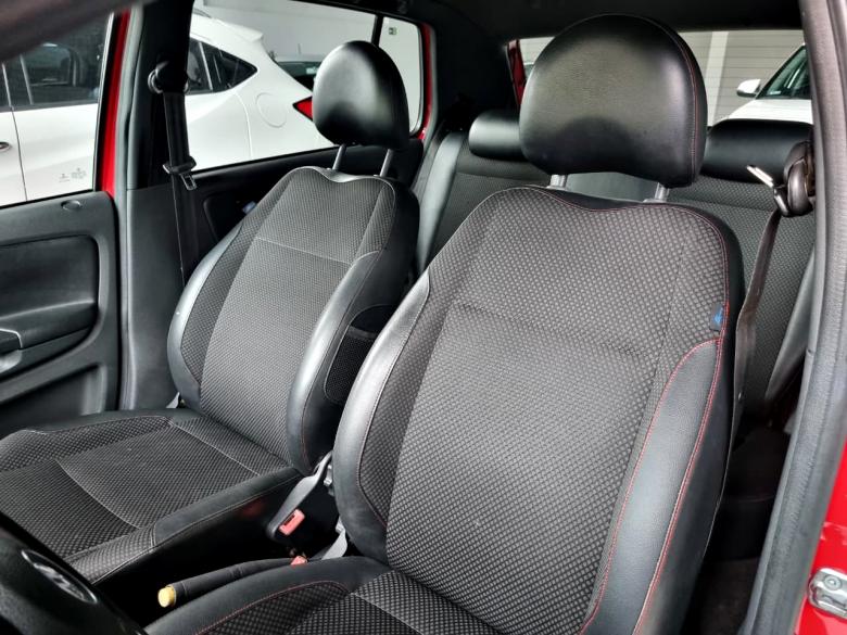 VW - VolksWagen - Fox 1.6 Rock in Rio 2014