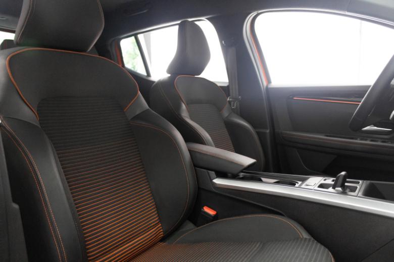 Renault - RENAULT KARDIAN 1.0 TCE PREMIERE EDITION