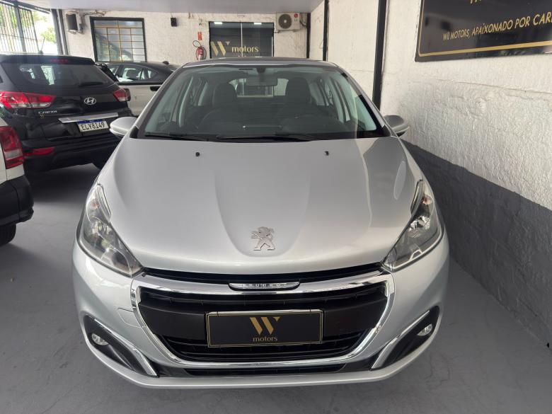 Peugeot - 208 ALLURE 1.2 MANUAL