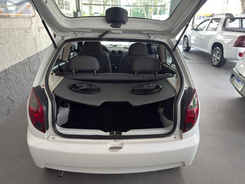 GM - Chevrolet - CELTA LS 1.0 8V MANUAL