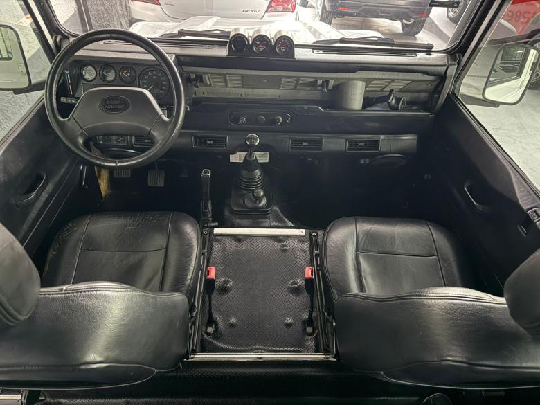 Land Rover - DEFENDER SW110 5L