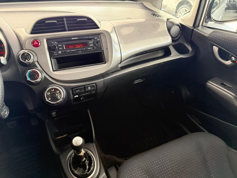 Honda - FIT LX 1.4 MANUAL