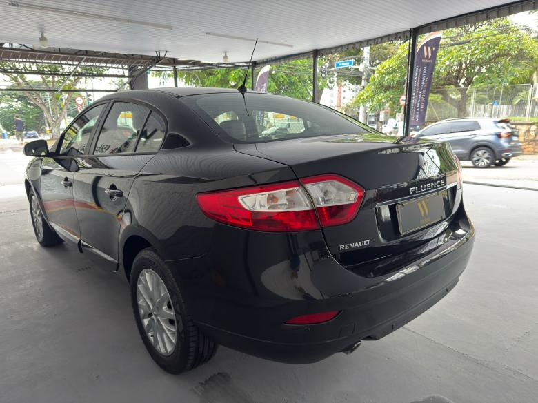 Renault - FLUENCE DYN PLUS 2.0 AUT
