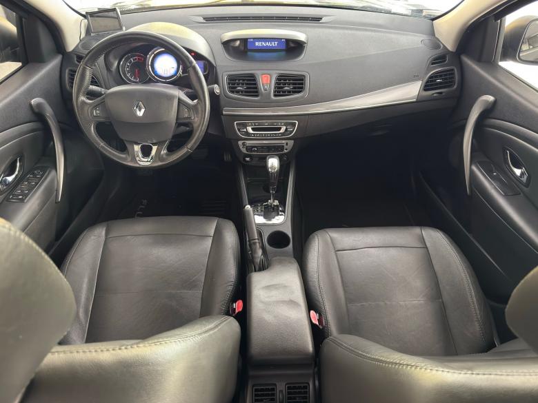 Renault - FLUENCE DYN PLUS 2.0 AUT