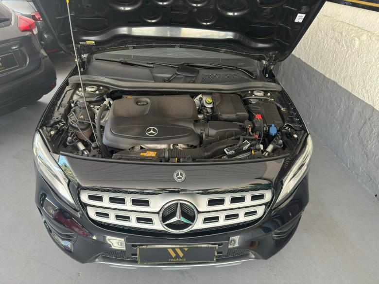 Mercedes-Benz - GLA 250 SPORT 2.0 16V