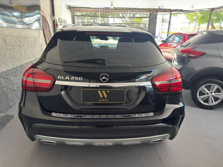 Mercedes-Benz - GLA 250 SPORT 2.0 16V