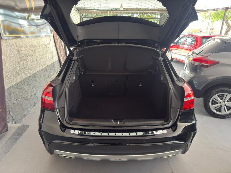Mercedes-Benz - GLA 250 SPORT 2.0 16V