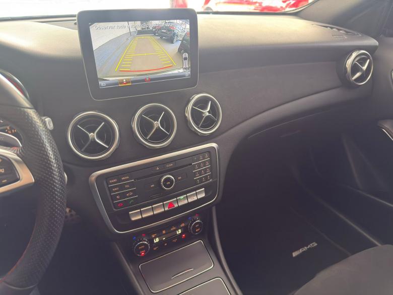 Mercedes-Benz - GLA 250 SPORT 2.0 16V