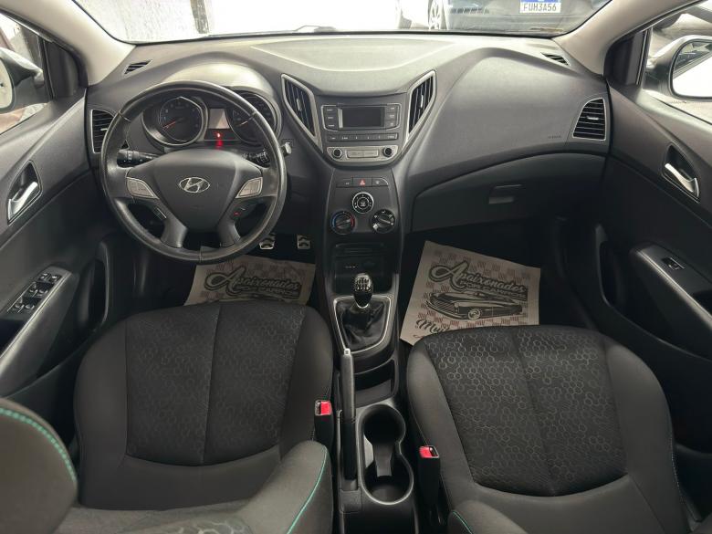 Hyundai - HB20X 1.6 16V MANUAL