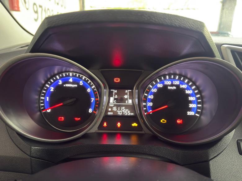 Hyundai - HB20X 1.6 16V MANUAL