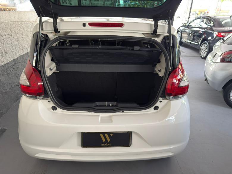 Fiat - MOBI LIKE 1.0 MANUAL