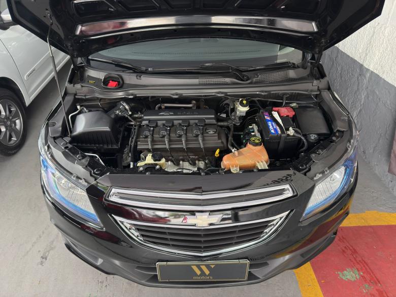 GM - Chevrolet - Onix LT 1.4 Mamual