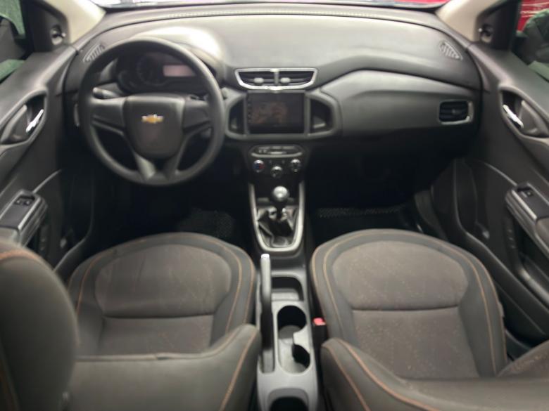 GM - Chevrolet - Onix LT 1.4 Mamual