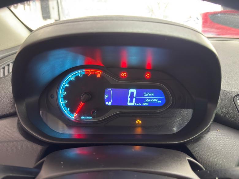 GM - Chevrolet - Onix LT 1.4 Mamual