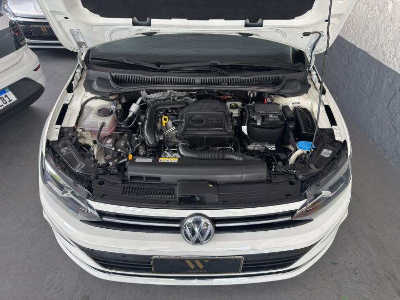 VW - VolksWagen - POLO HIGHLINE 200 TSi AUT.
