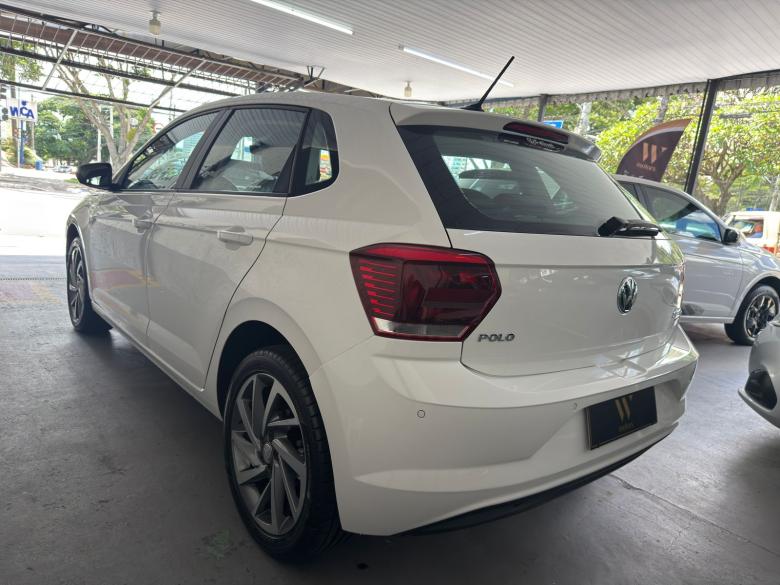 VW - VolksWagen - POLO HIGHLINE 200 TSi AUT.