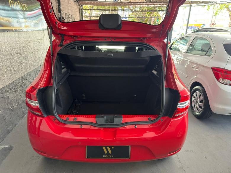 Renault - SANDERO ZEN 1.6 MANUAL