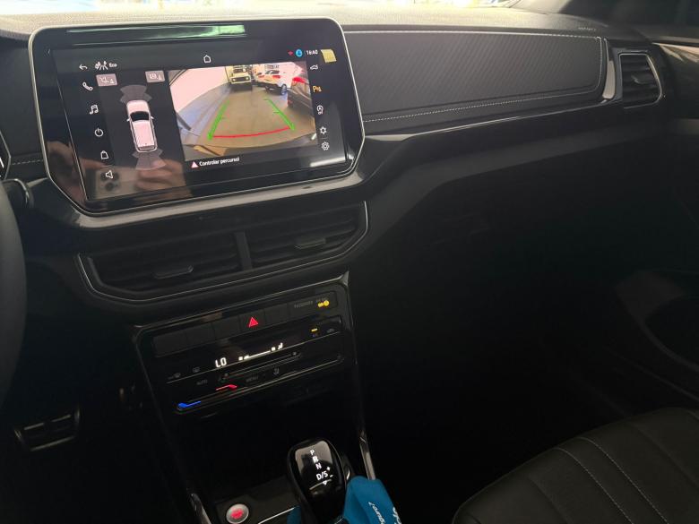 VW - VolksWagen - T-CROSS HIGHLINE 1.4 250 TSi 