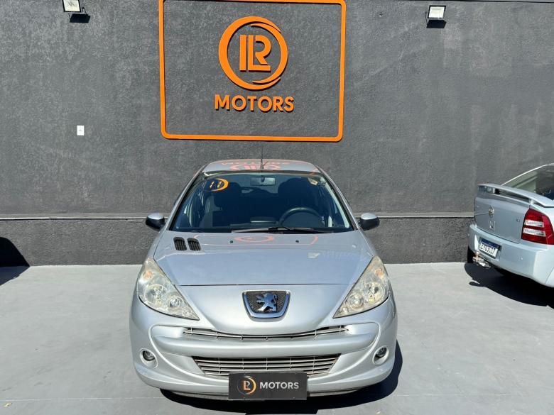Peugeot - 207 XR 1.4