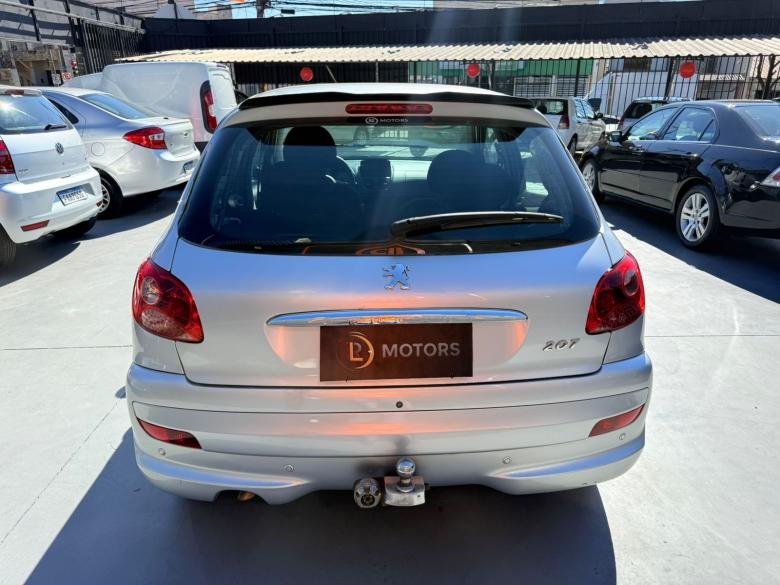 Peugeot - 207 XR 1.4