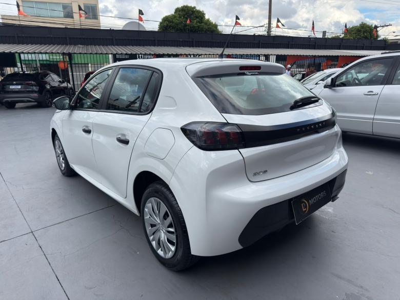 Peugeot - 208 LIKE MT