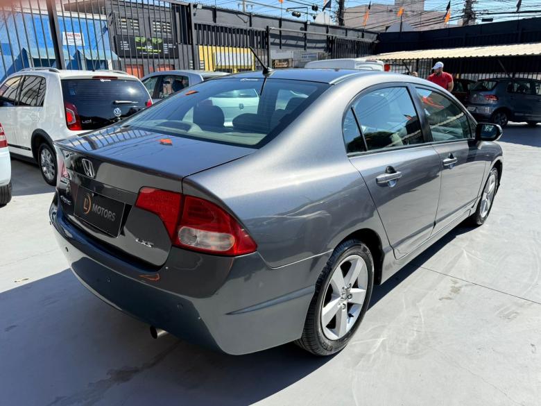 Honda - CIVIC LXS AT
