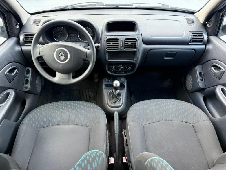 Renault - CLIO EXPRESSION 