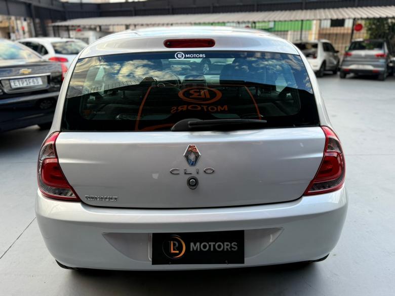 Renault - CLIO EXPRESSION 