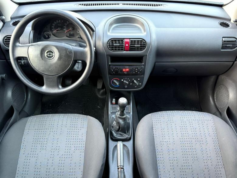 GM - Chevrolet - CORSA MAXX 1.4