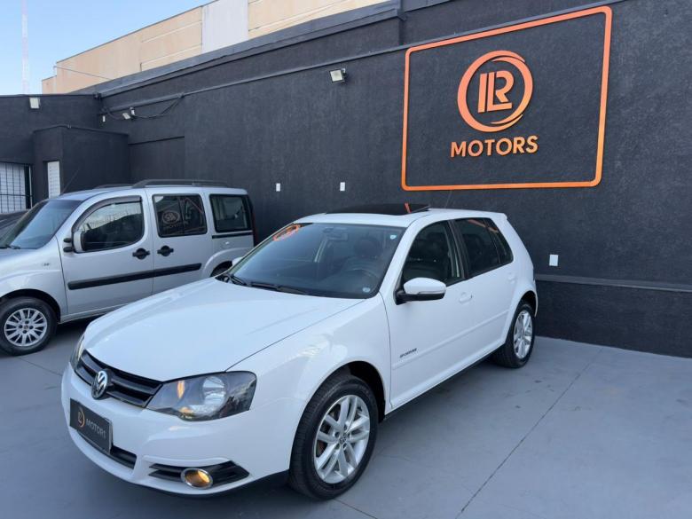 VW - VolksWagen - GOLF 1.6 SPORTLINE